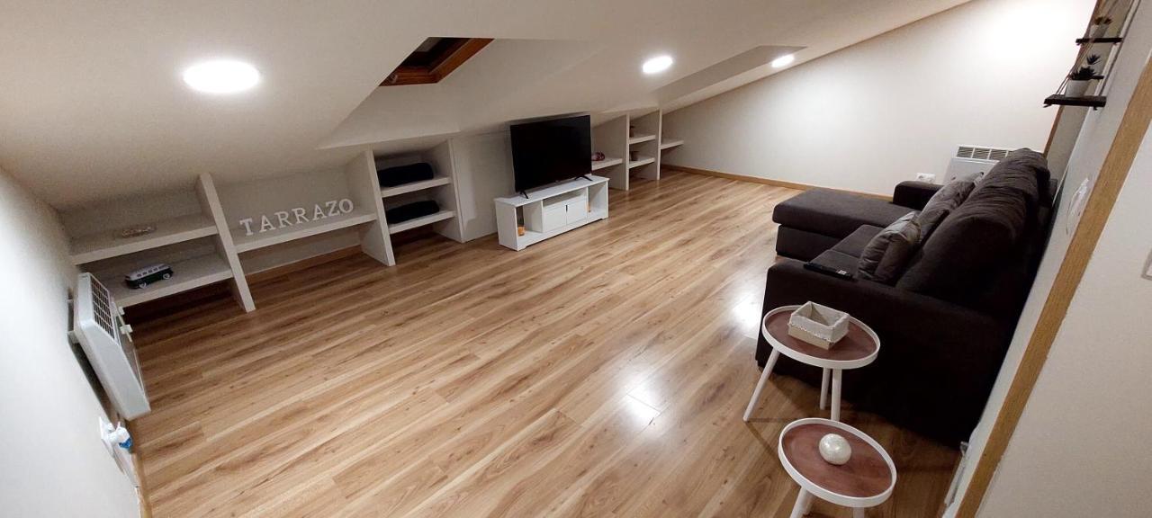 Casa Tarrazo II Apartment มงฟอร์เต เด เลมอส ภายนอก รูปภาพ