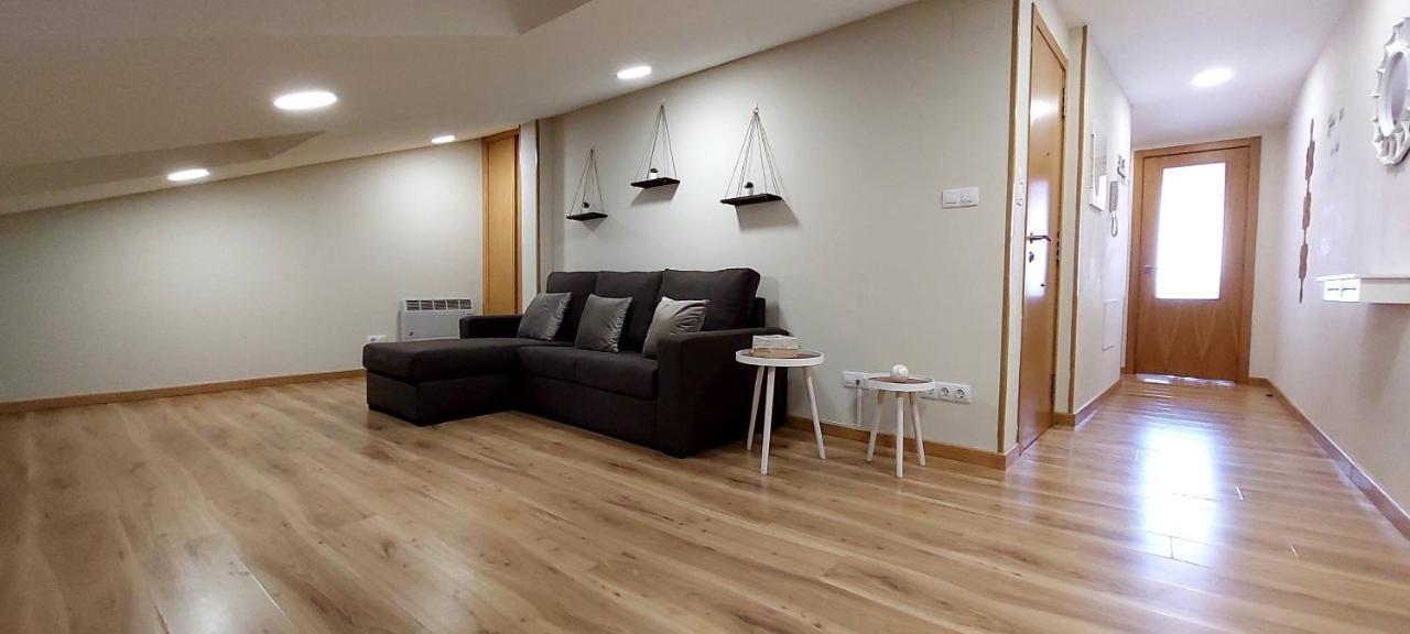 Casa Tarrazo II Apartment มงฟอร์เต เด เลมอส ภายนอก รูปภาพ